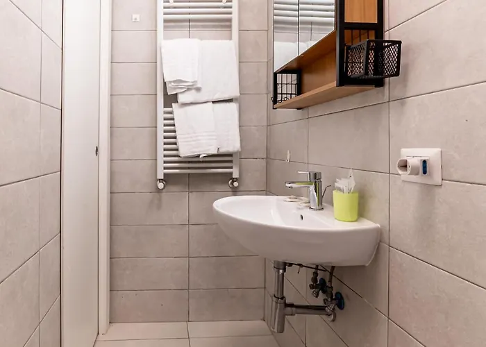 Apartamento Luca Flat - Tiburtina Train Station & Wi-fi